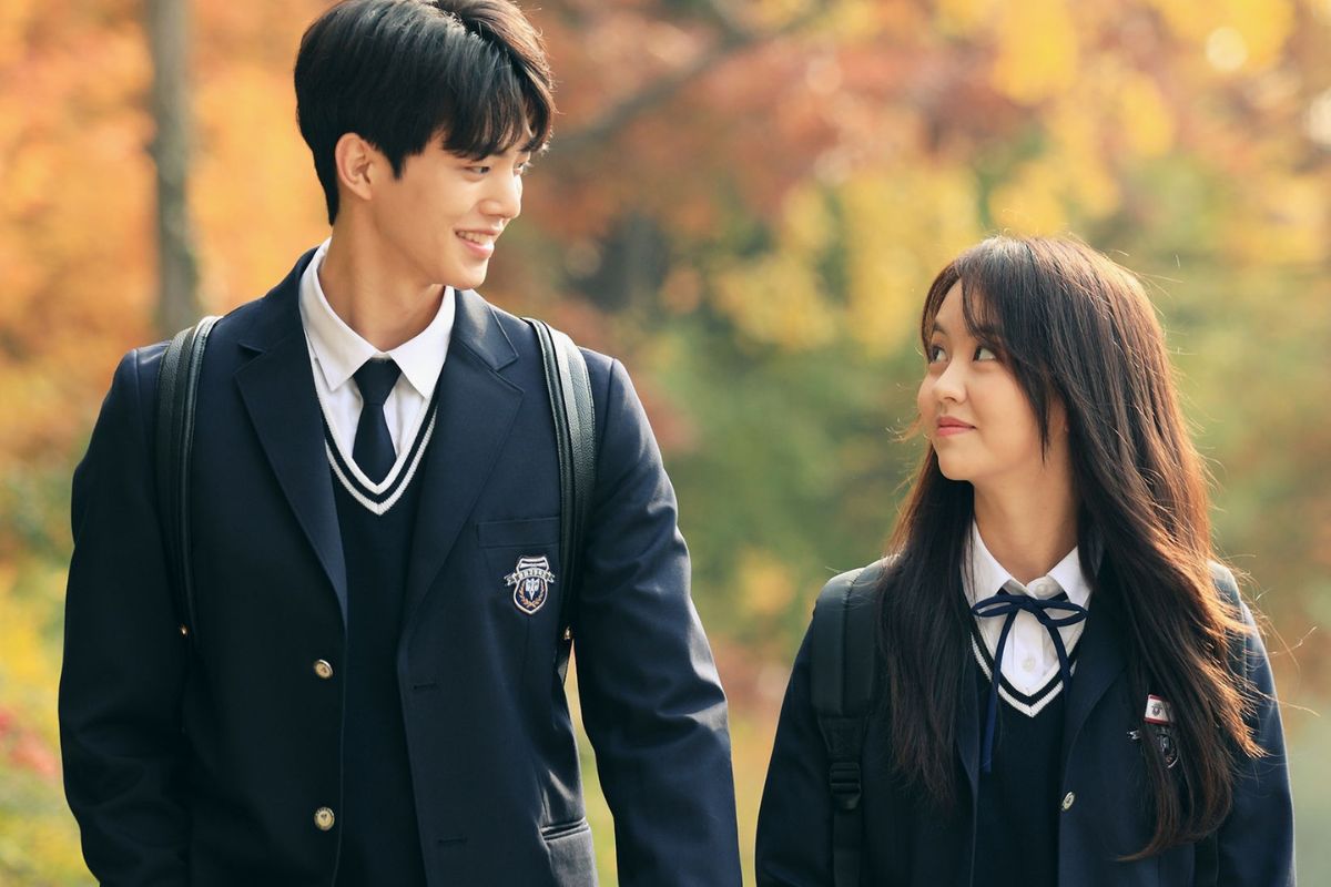 Song Kang and Kim So Hyun 