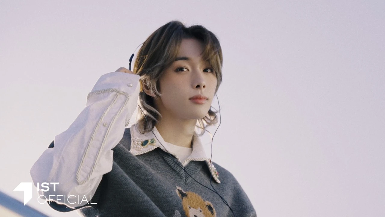 TUNEXX member in concept photo for SET BY US ONLY debut mini-album