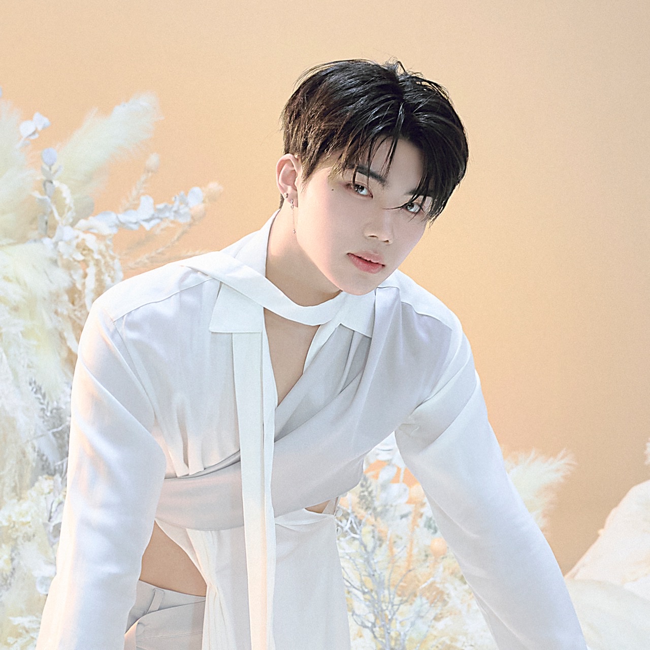 Park Gun Wook of ZEROBASEONE official profile photo