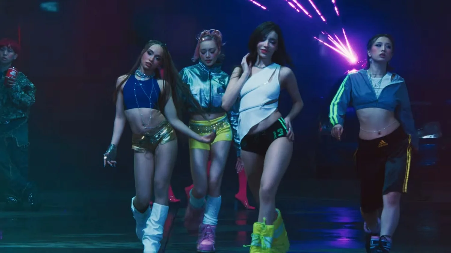 GIRLSET in the official Tweak music video