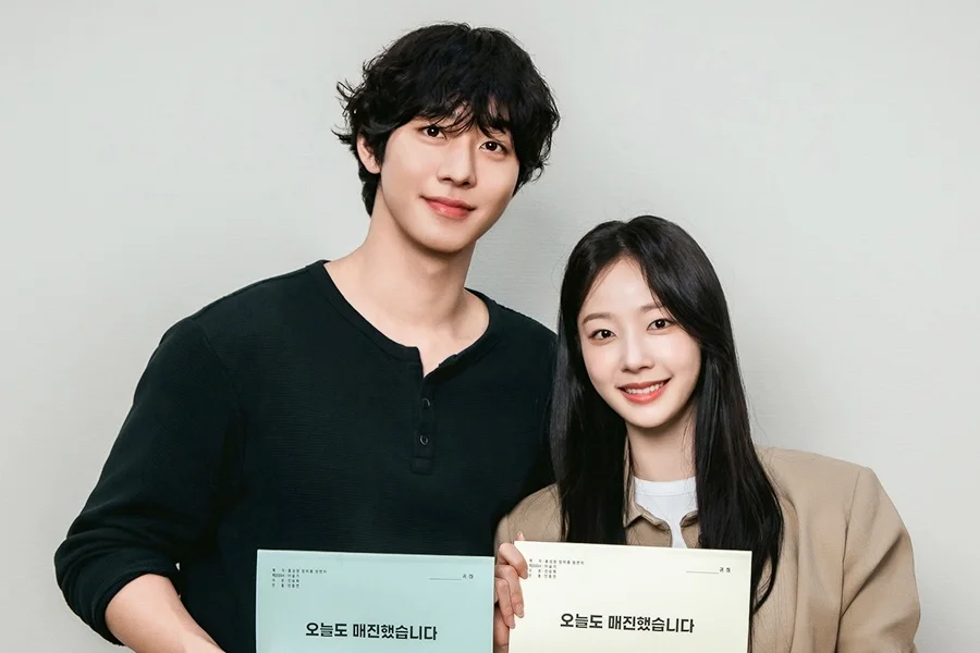 Sold Out on You script reading with Ahn Hyo Seop, Chae Won Bin, and the full cast, March 2026