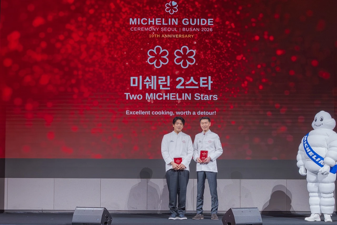 Chefs receiving Two Michelin Stars at the Michelin Guide Seoul and Busan 2026 ceremony in Busan