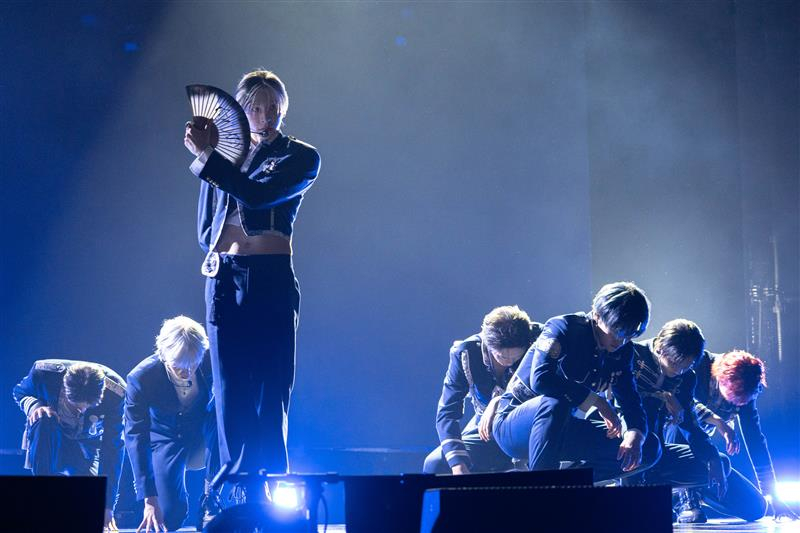 AMPERS&ONE pose during the Definition showcase in Seoul on April 8, 2026