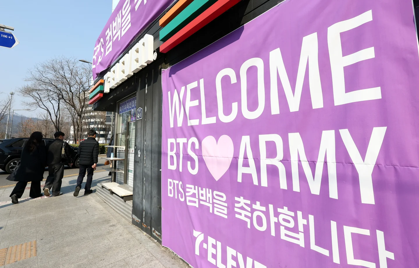 A Seoul storefront welcomes BTS ARMY during the Arirang era city activation