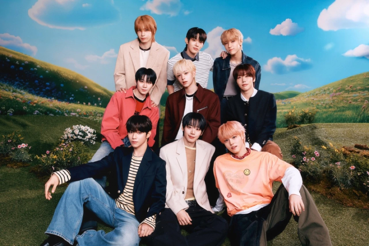 AHOF posing in a promotional image released around the IAM Worldwide youth ambassador announcement