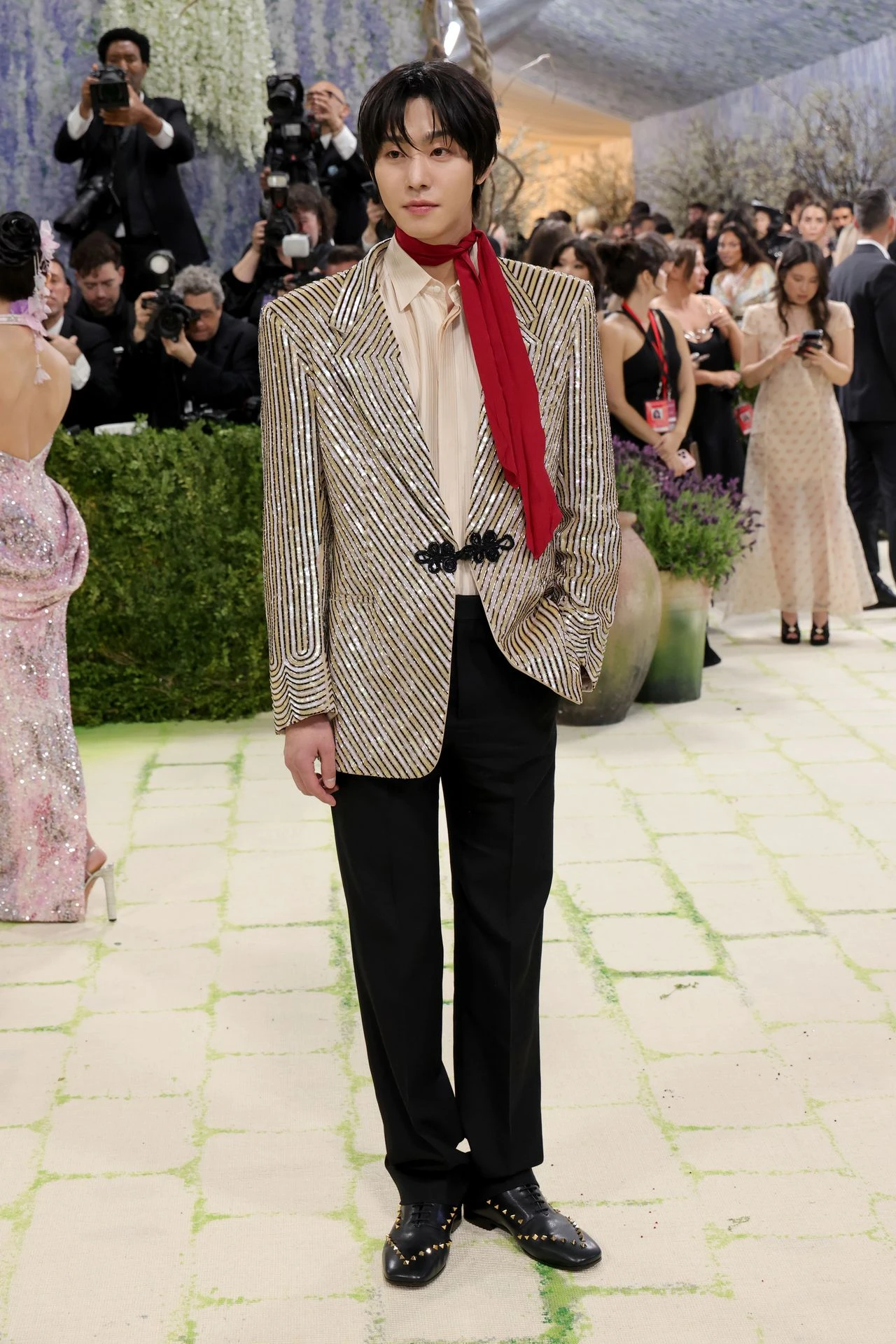Ahn Hyo-seop poses in his custom Valentino outfit at the 2026 Met Gala in New York
